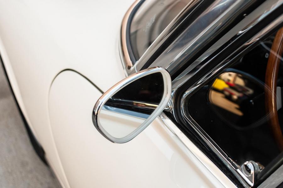 Детали экстерьера BMW Glas 1600 GT 1968 года  (фото 22 из 155)